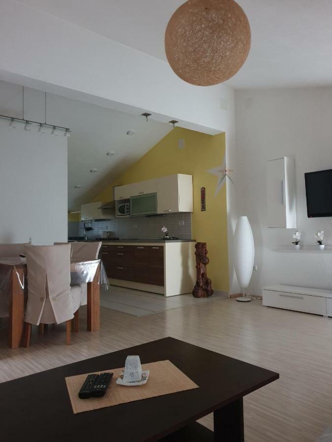Marijan Appartement Pula Buitenkant foto